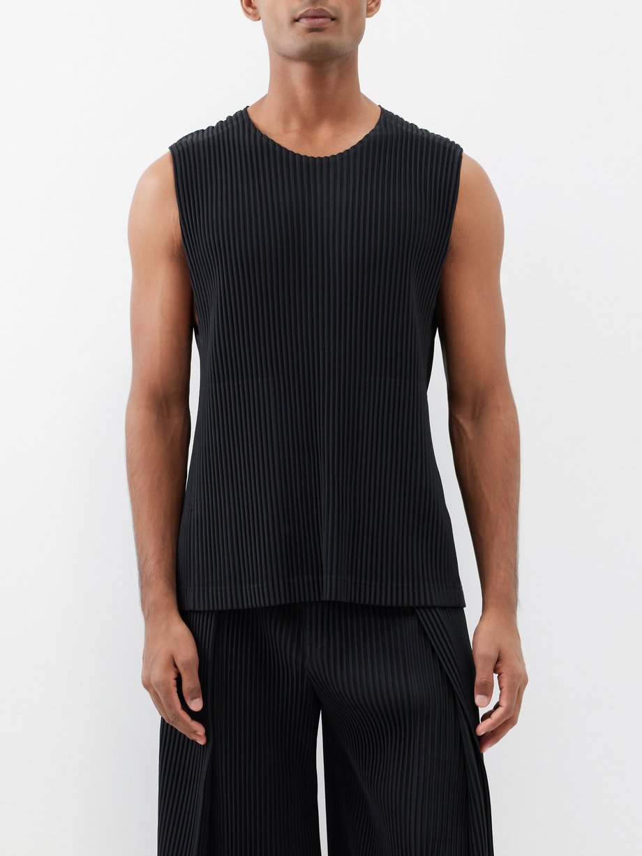 Black Tailored pleats crew-neck vest | Homme Plissé Issey Miyake 