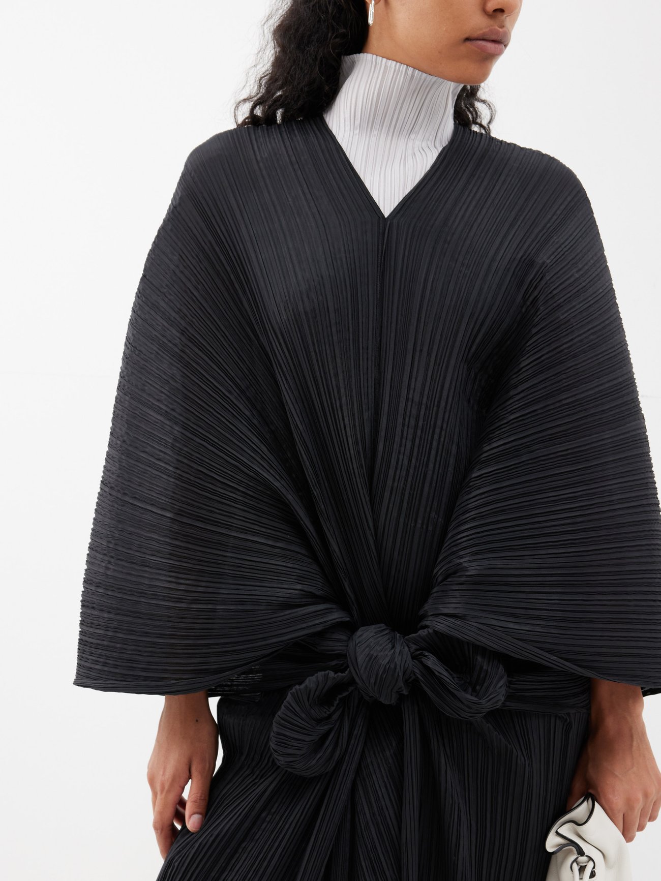 Black Madame technical-pleated multi-way scarf top | Pleats Please