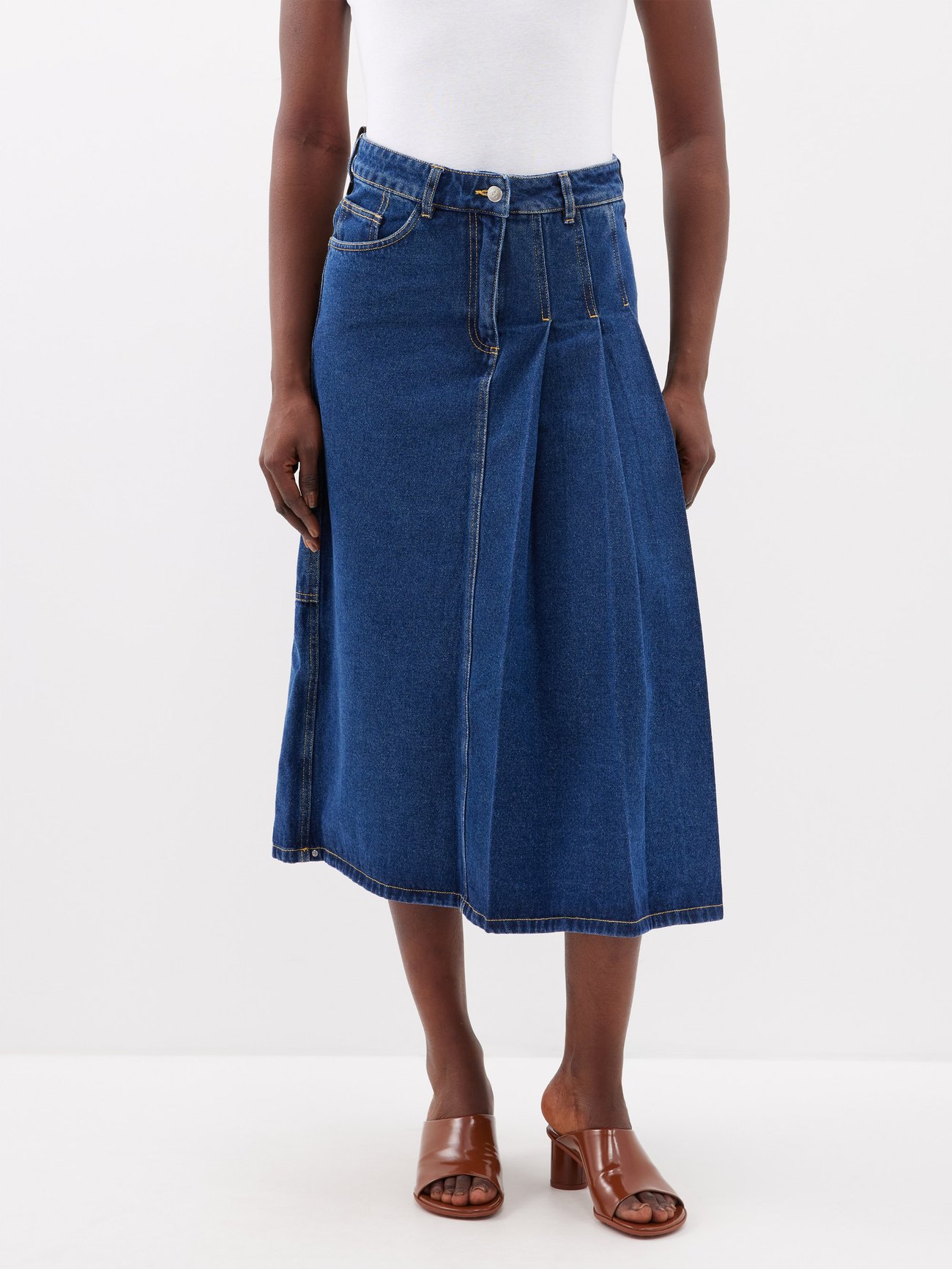 35 Best Long Denim Skirts to Buy in 2023 for Every Budget