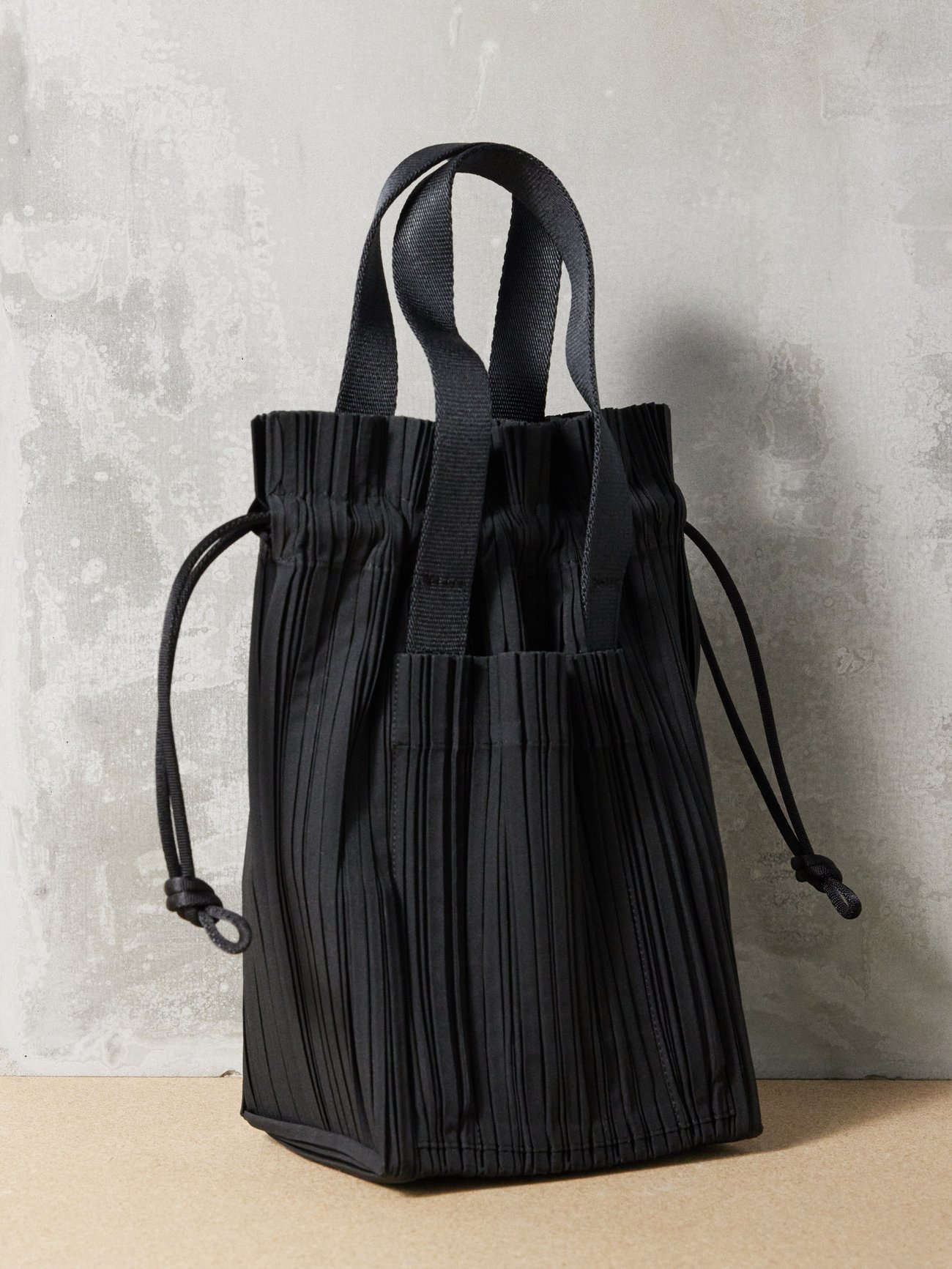 Pleats Please Issey Miyake Black Small Square Pleats Shoulder Bag for Women