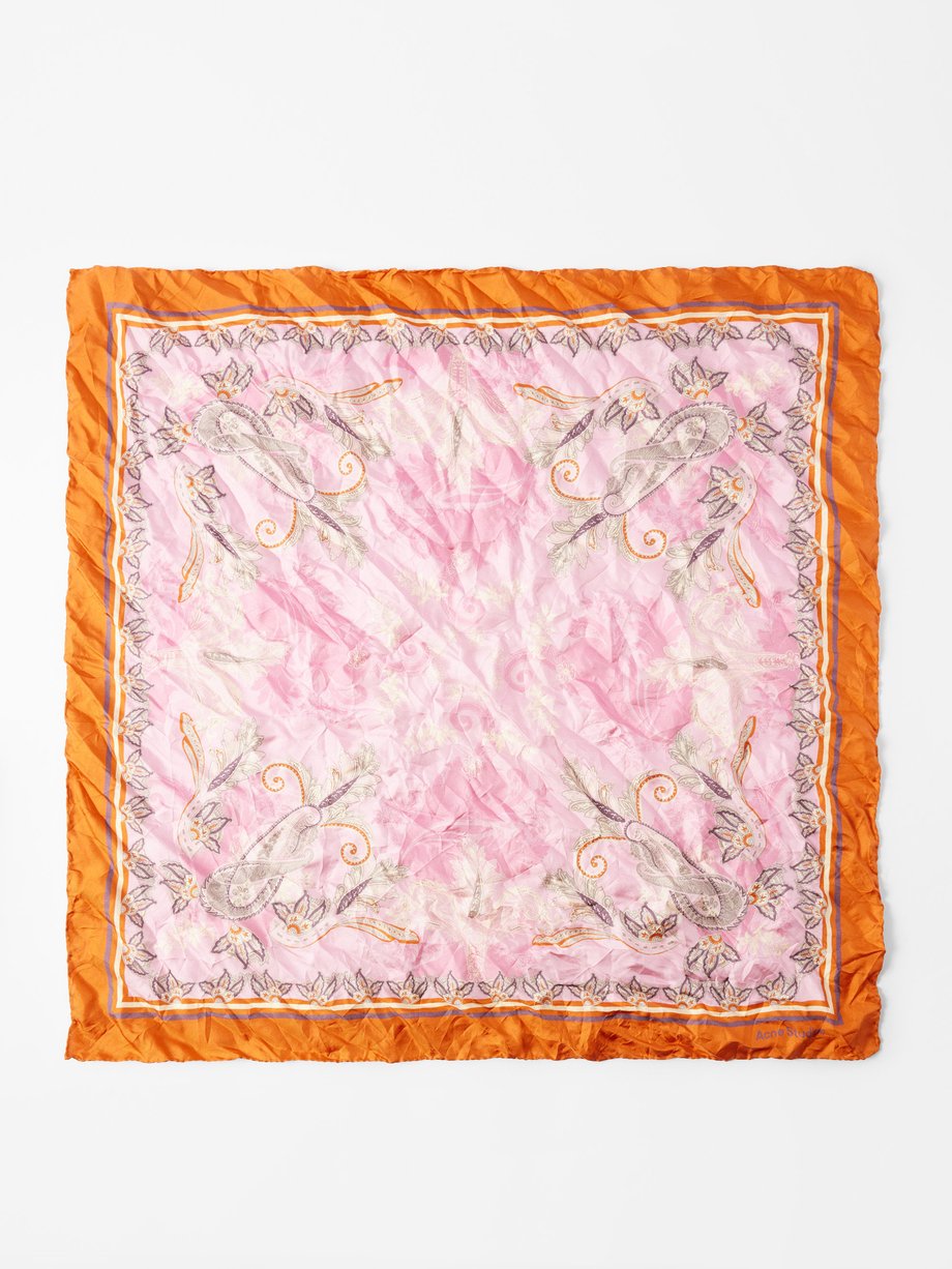 Acne Studios Pink Paisley-print silk-twill scarf  매치스패션, 모던 럭셔리 온라인 쇼핑