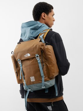 Designer hommes sac à dos homme de luxe sacs à bandoulière sacoche  classique en nylon imperméable grande capacité Sacs à dos de voyage cross  body