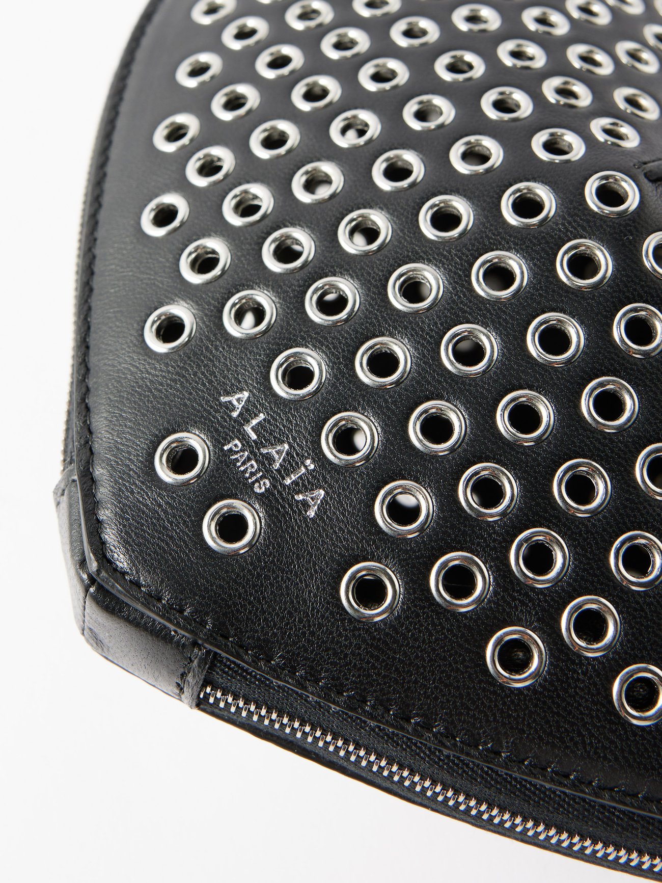 Le Coeur Studded Leather Crossbody Bag in Black - Alaia