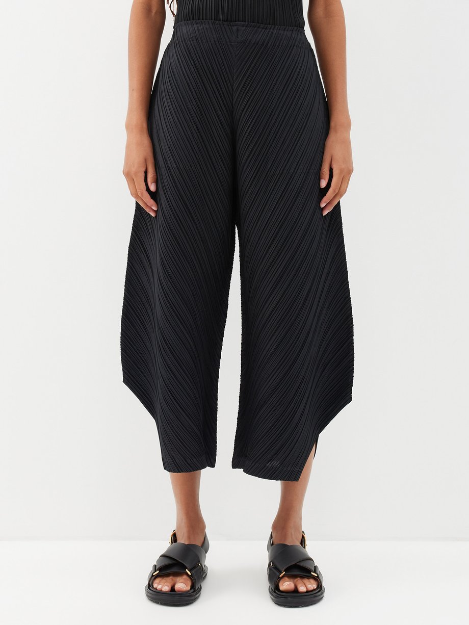 Pleats Please Issey Miyake Cropped Pleated Trousers in Gray