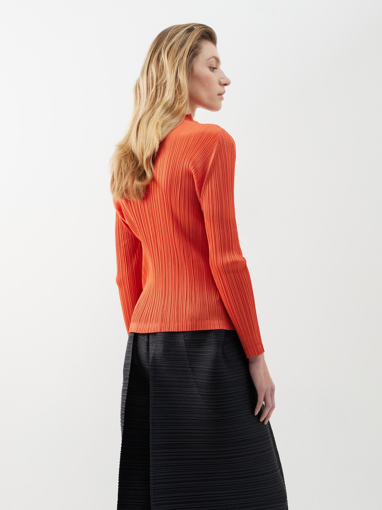 High-neck technical-pleated top