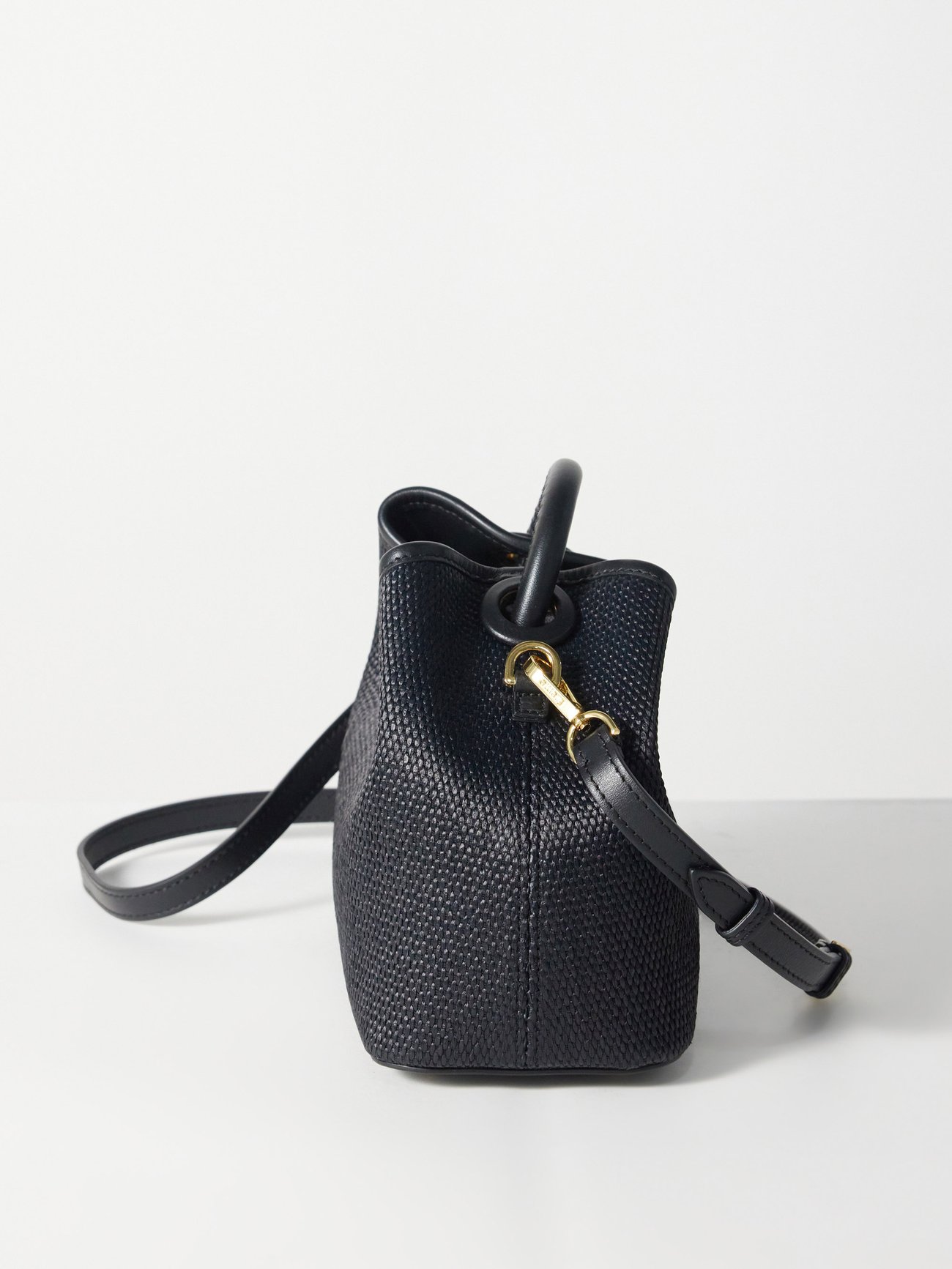 Green Baozi suede cross-body bag, Elleme