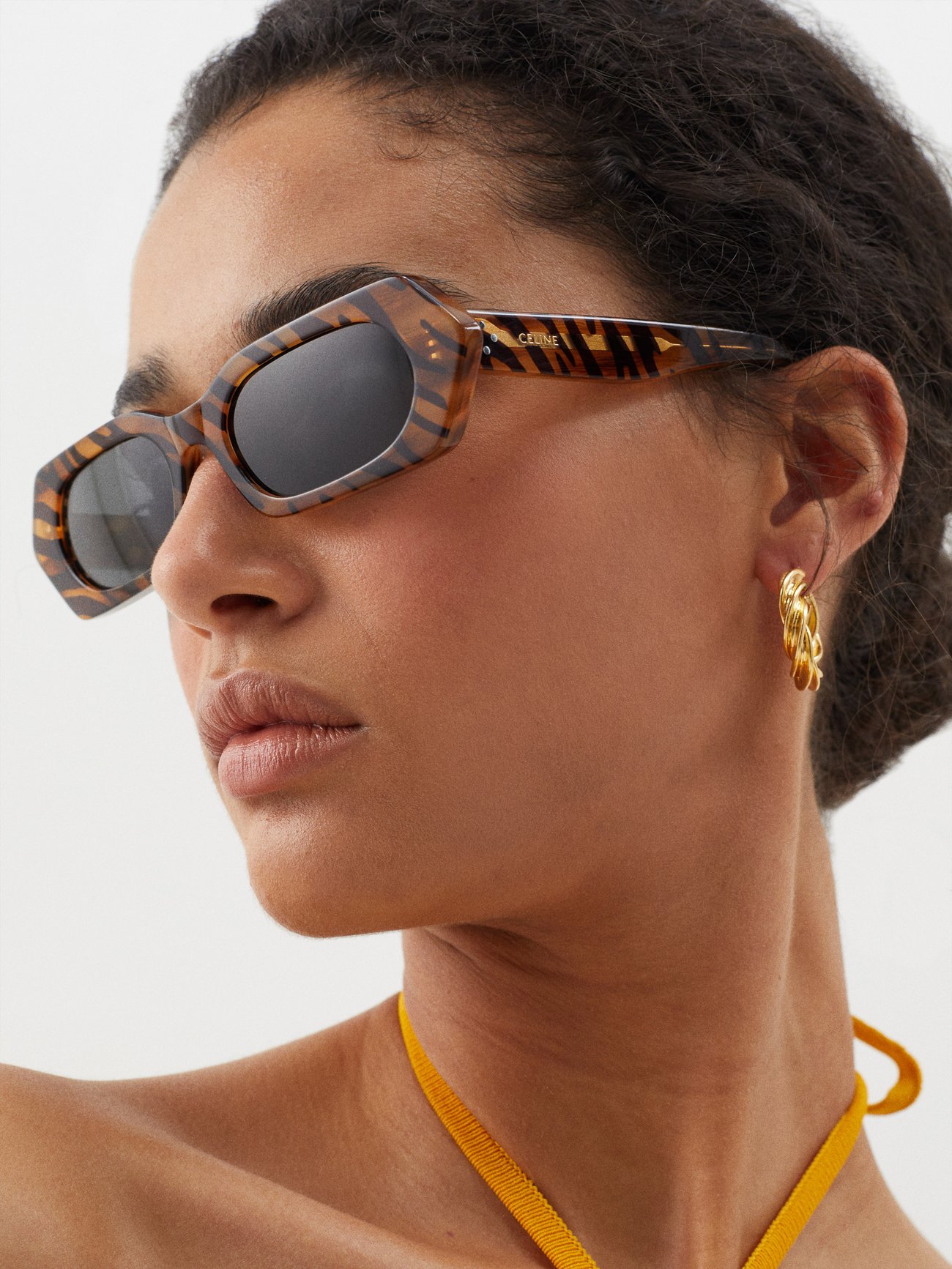 Regina Hexagon Frame Rhinestone Sunglasses - Black – Sophia Collection