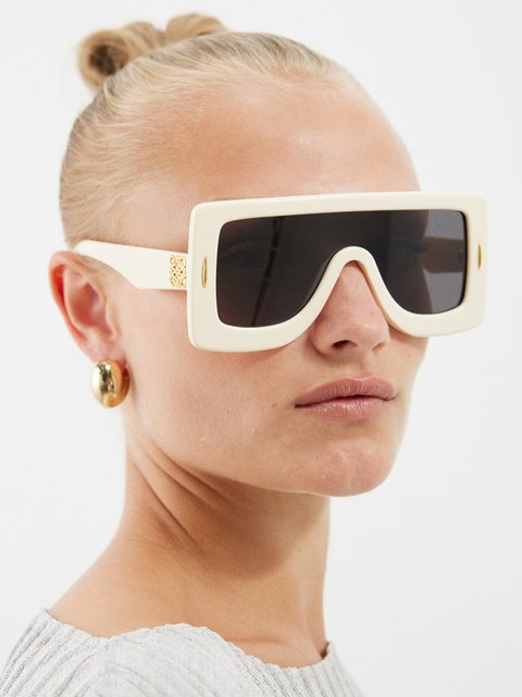 LOEWE Paula's Ibiza SS23 Sunglasses Campaign - Pretavoir