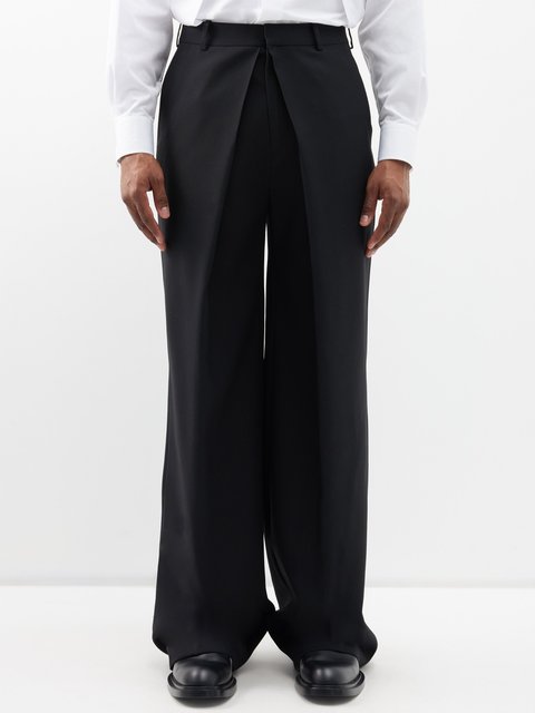 Black Pleated wool tapered trousers, Alexander McQueen