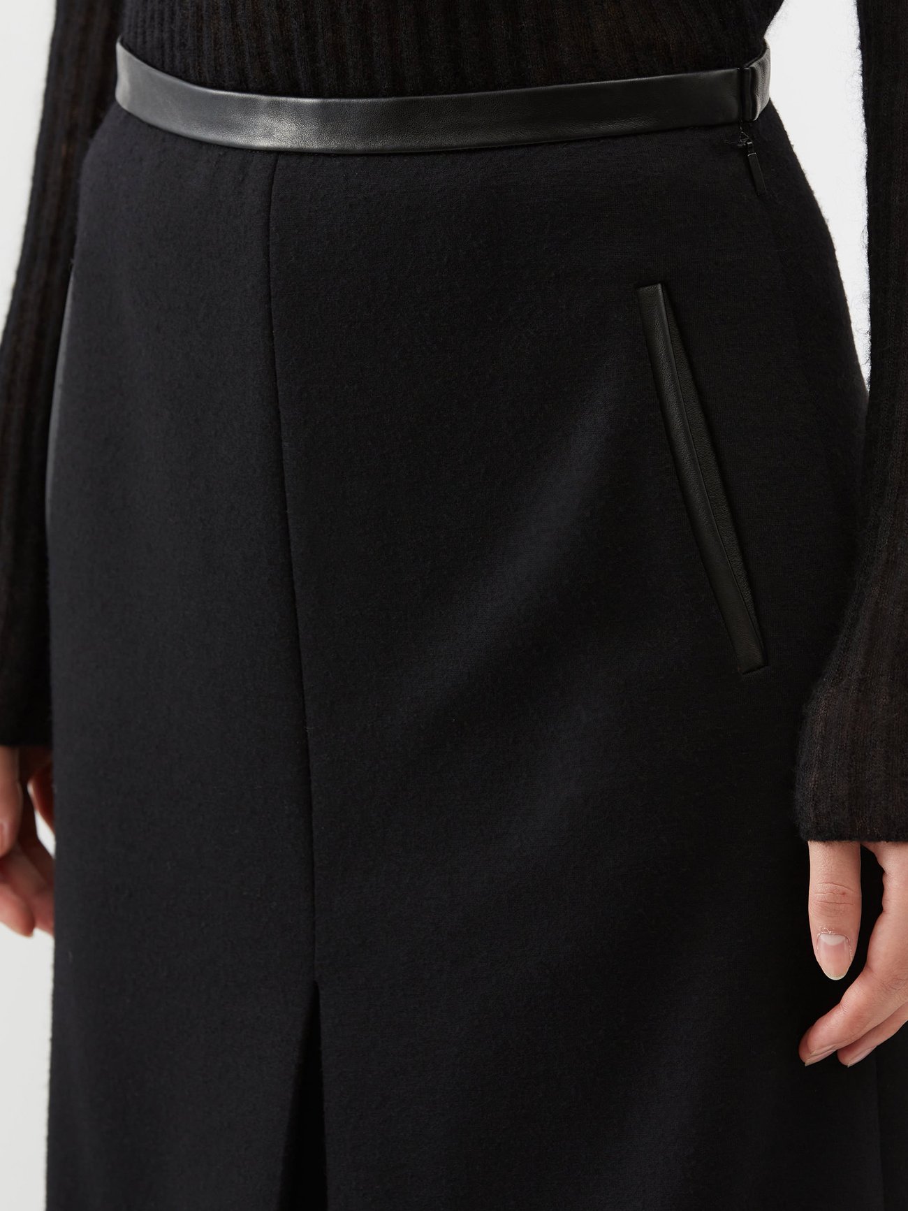 Wool mid-length skirt Louis Vuitton Black size 36 FR in Wool - 33860281