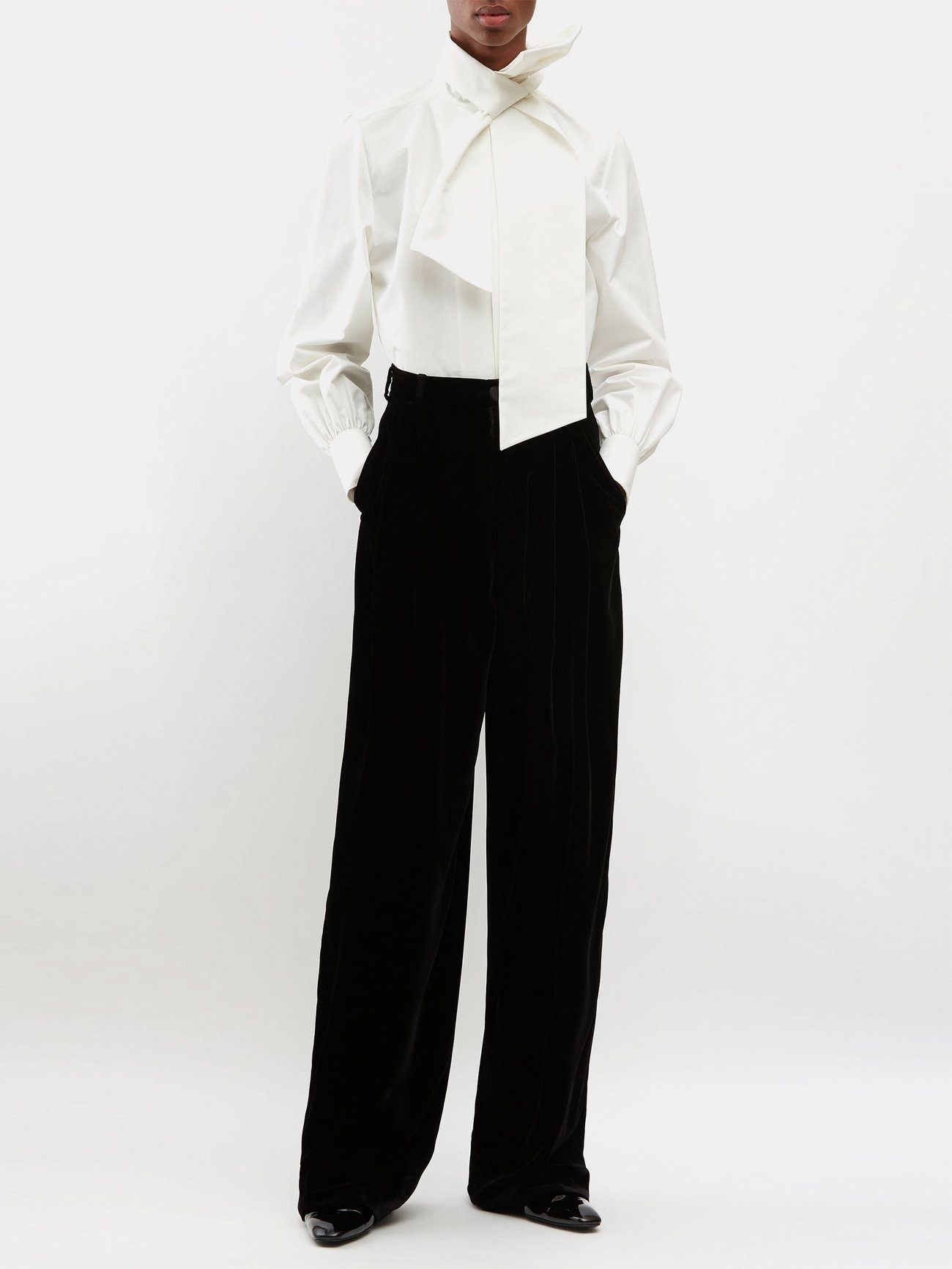 Pleated wide-leg velvet trousers