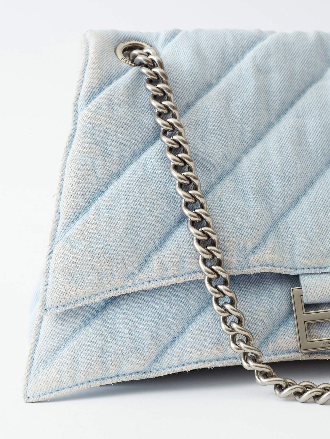 Women's Crush Medium Chain Bag Quilted Denim in Blue