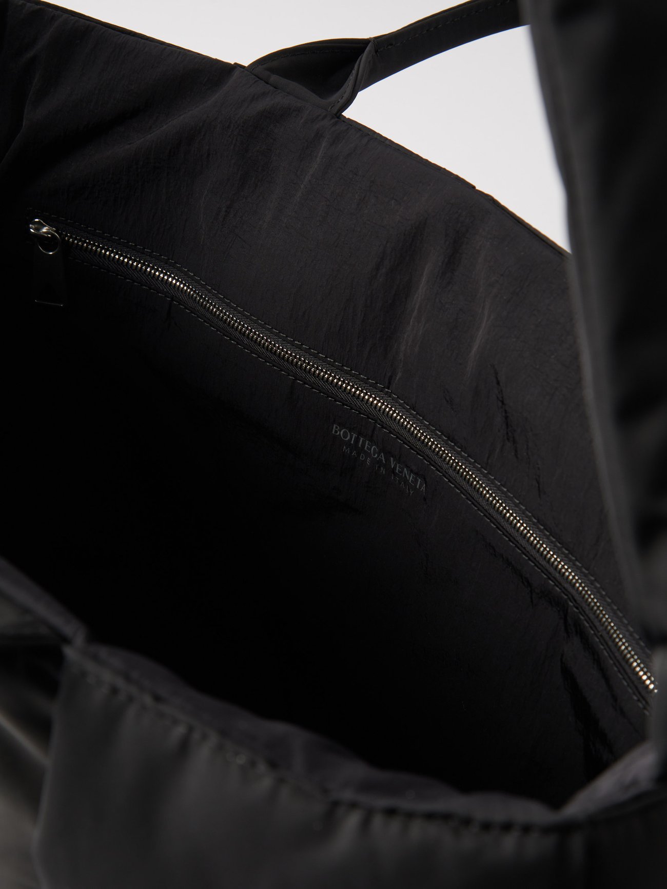 BOTTEGA VENETA East/West Large Intrecciato Leather Tote Bag for