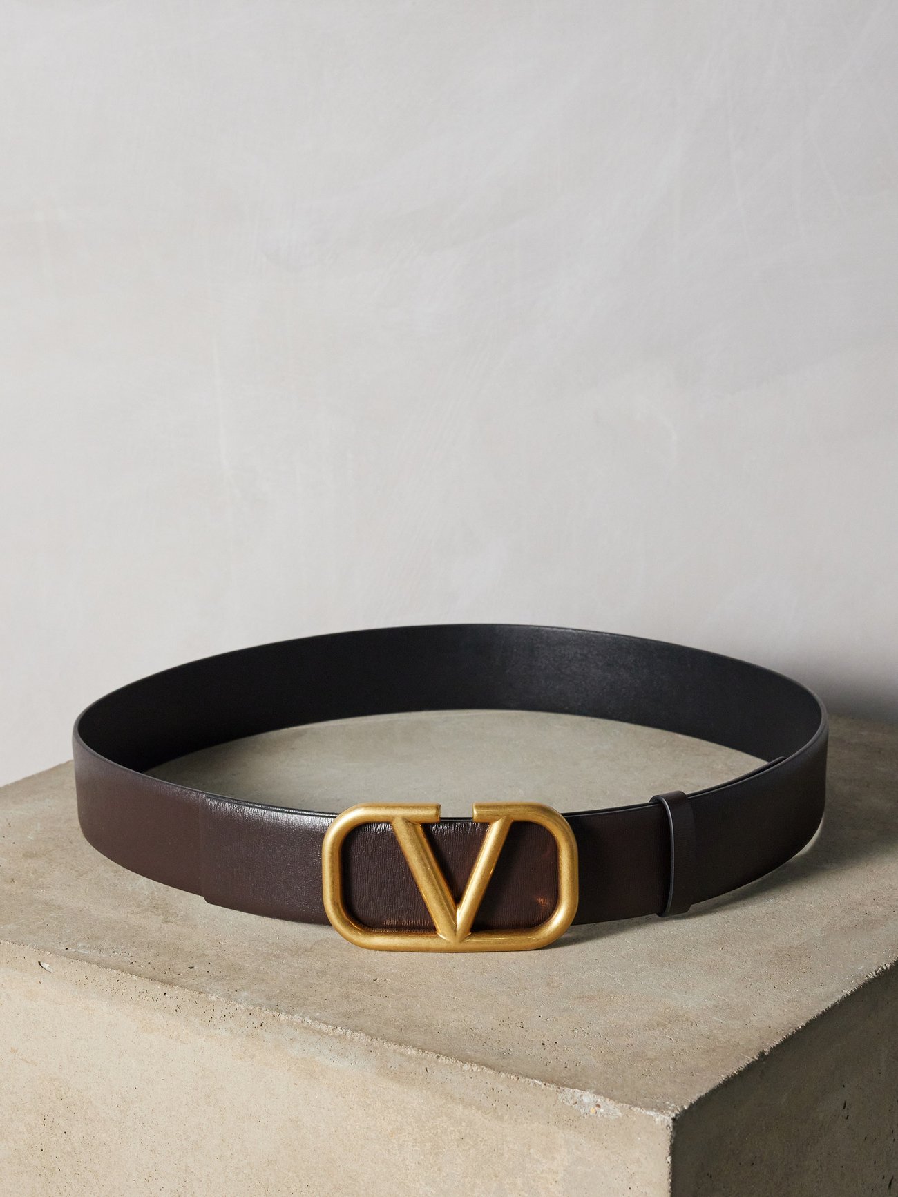V Logo Leather Belt Bracelet