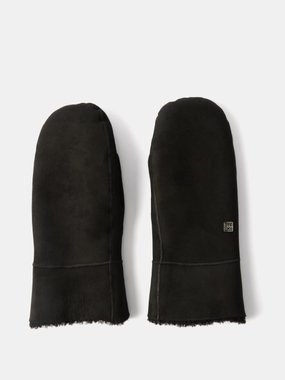 Toteme Monogram-plaque shearling mittens
