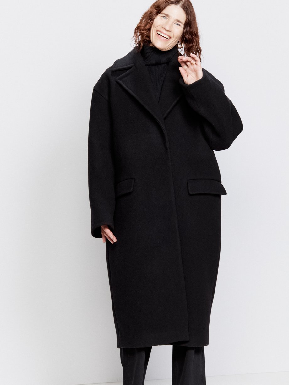 Black Exaggerated shoulder wool cocoon coat, Raey