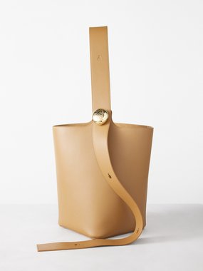 LOEWE Pebble medium leather bucket bag