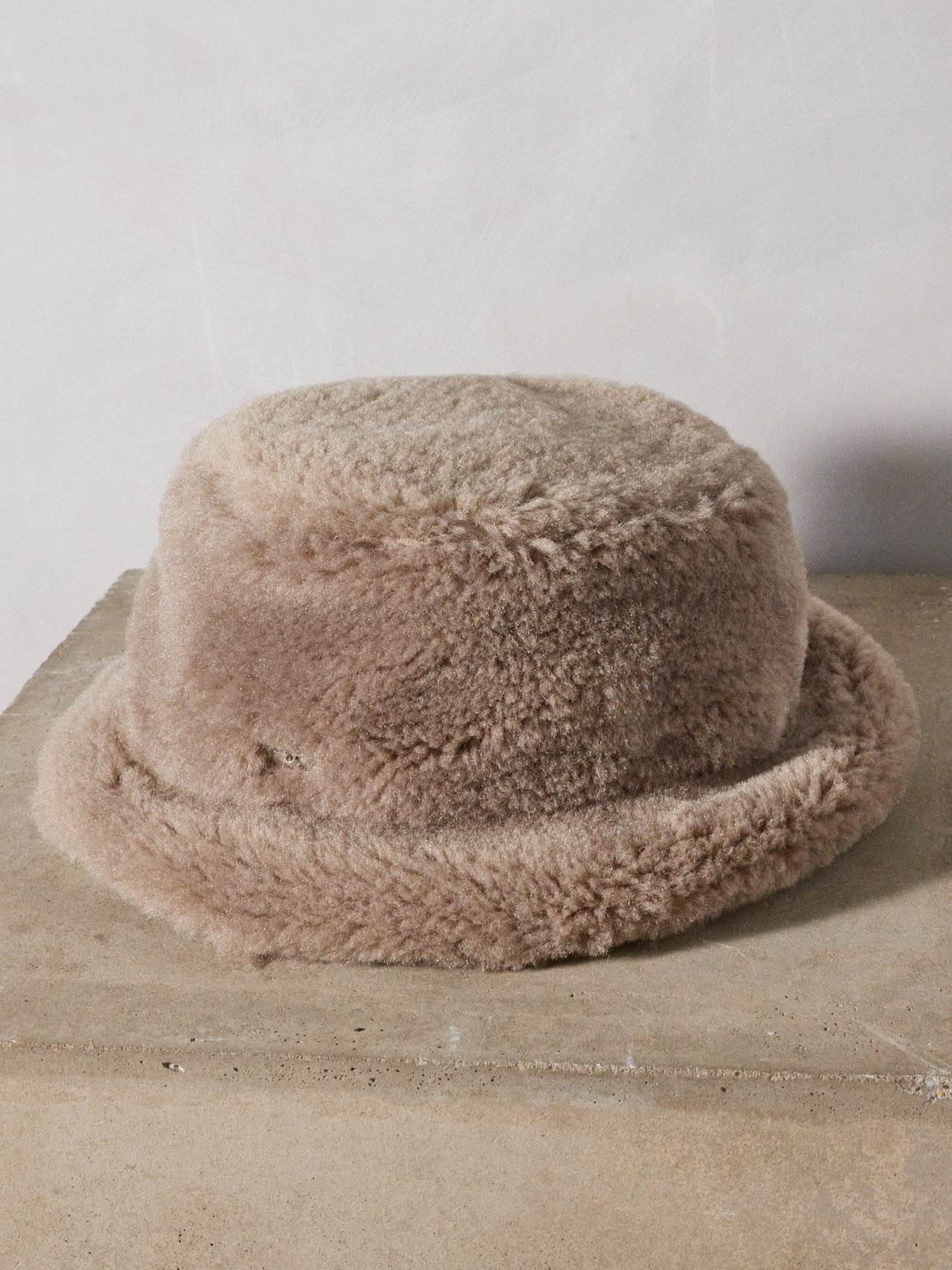 Logo-plaque recycled-fibre fleece bucket hat