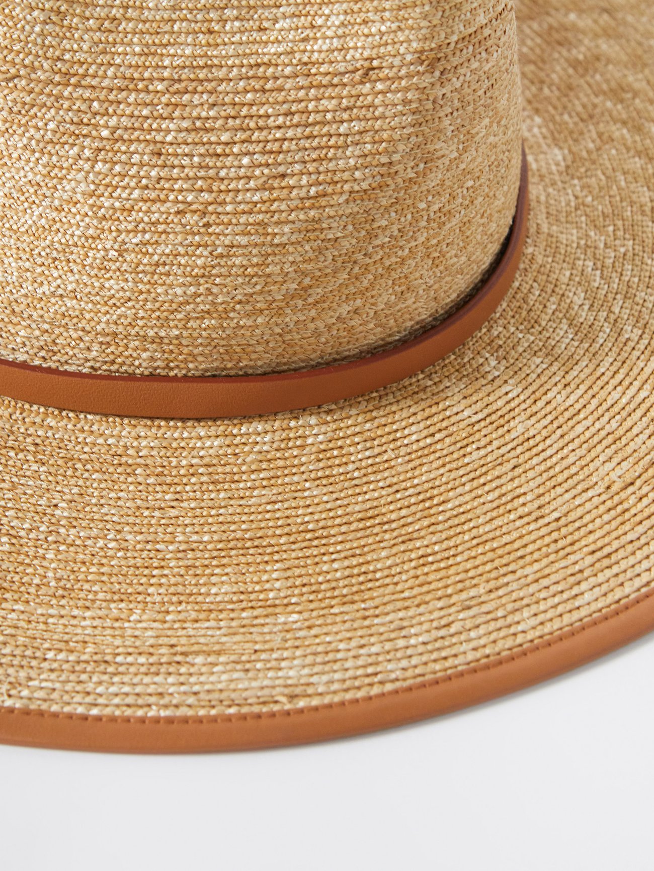 VLogo leather-trimmed straw hat