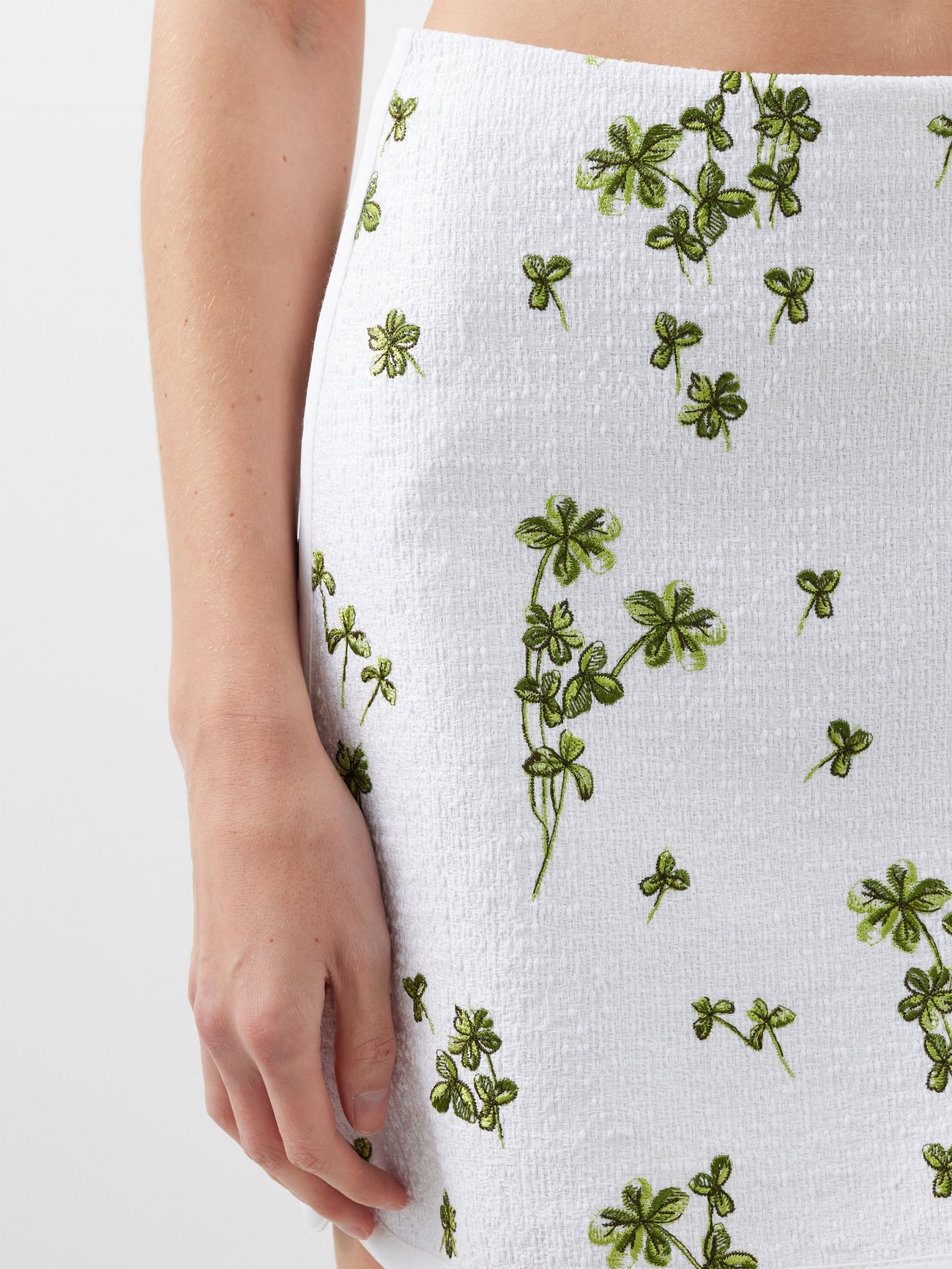 Leaf-embroidered bouclé mini skirt