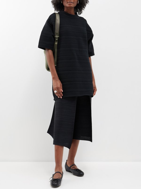 Pleats Please Issey Miyake Short-sleeved technical-pleated top
