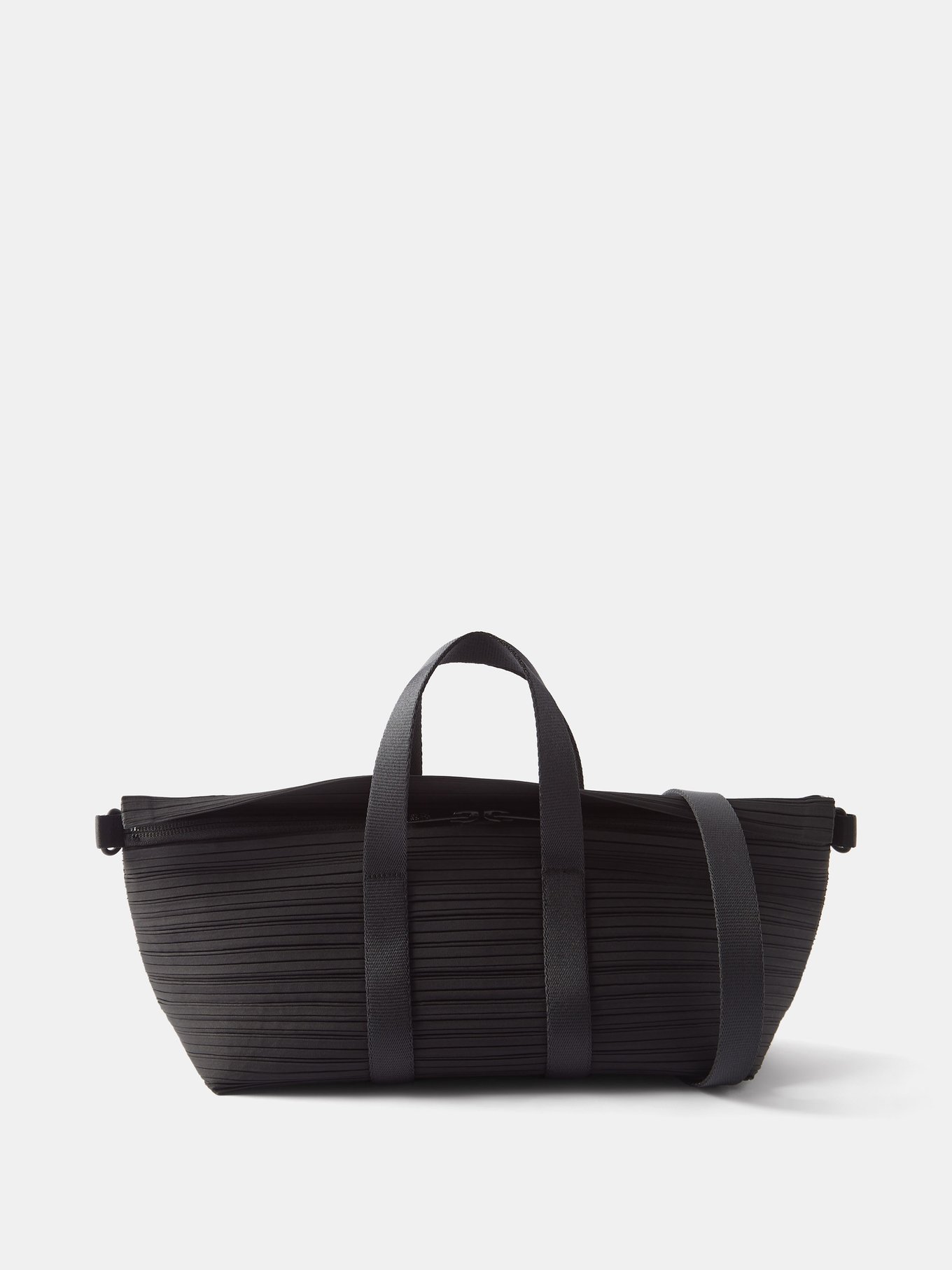 Pleats Please Issey Miyake Boston small technical-pleated shoulder 