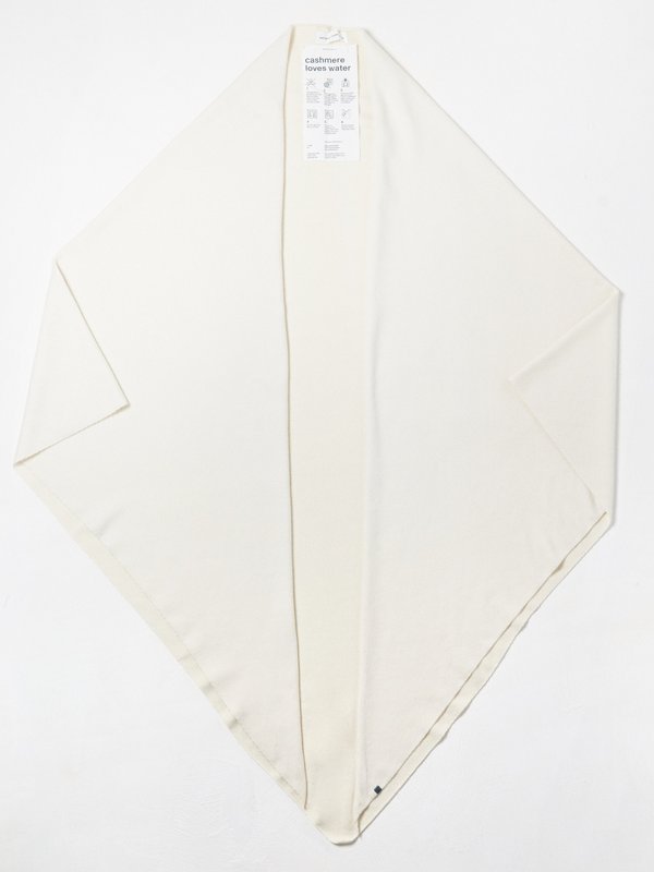 Extreme Cashmere No.304 Air stretch-cashmere triangle scarf