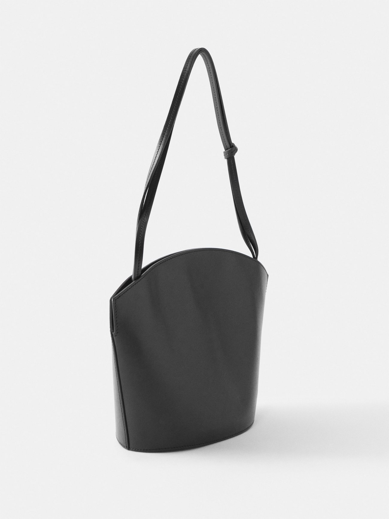 By Malene Birger Oblas leather shoulder bag - White