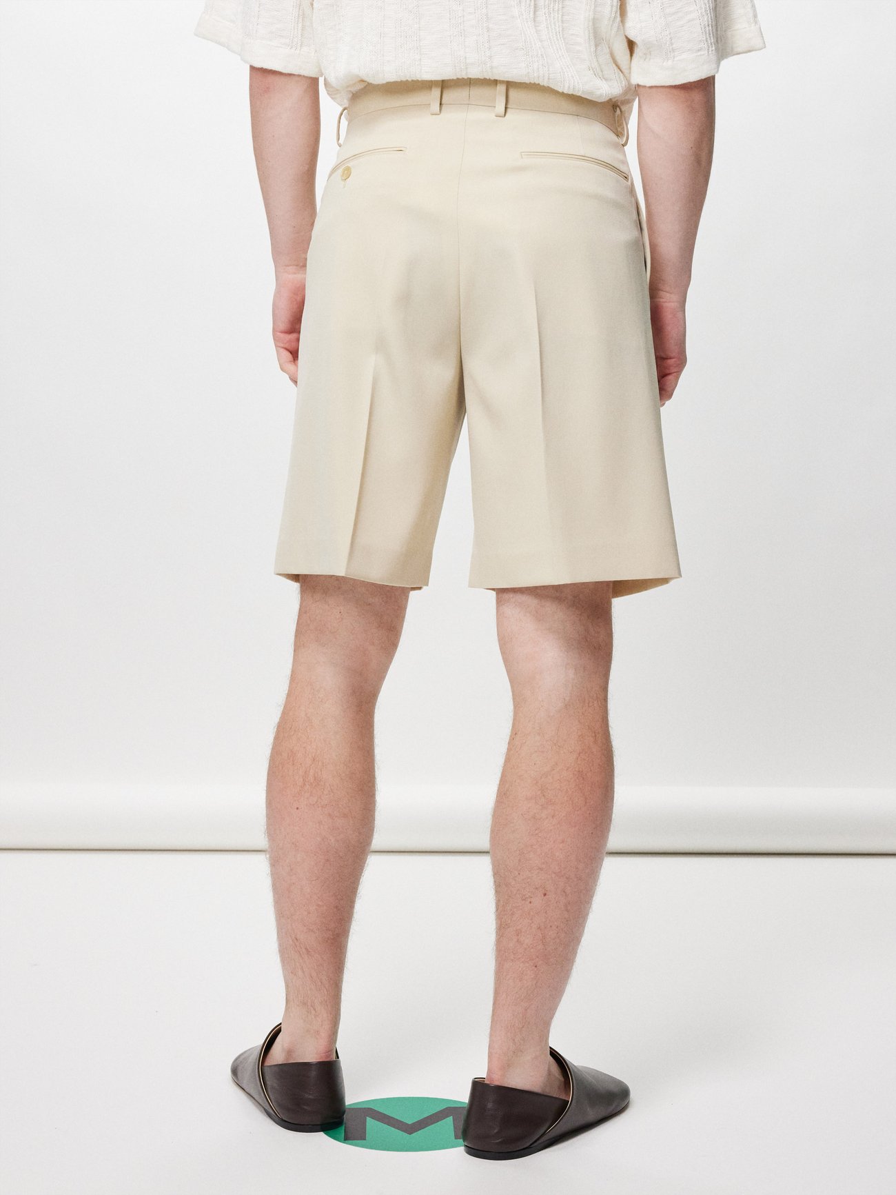 HAZEL PLEATED SHORTS (BEIGE) – Aniethia