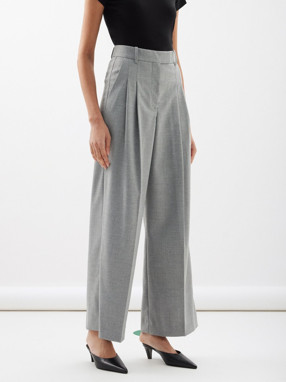 Grey Cymbria double-pleat twill trousers | By Malene Birger | MATCHES UK