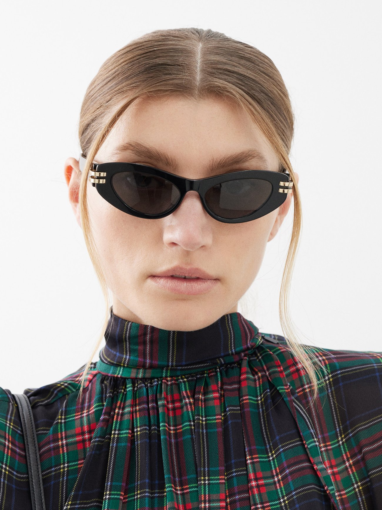 Black CDior B1U cat-eye acetate sunglasses | DIOR | MATCHES UK