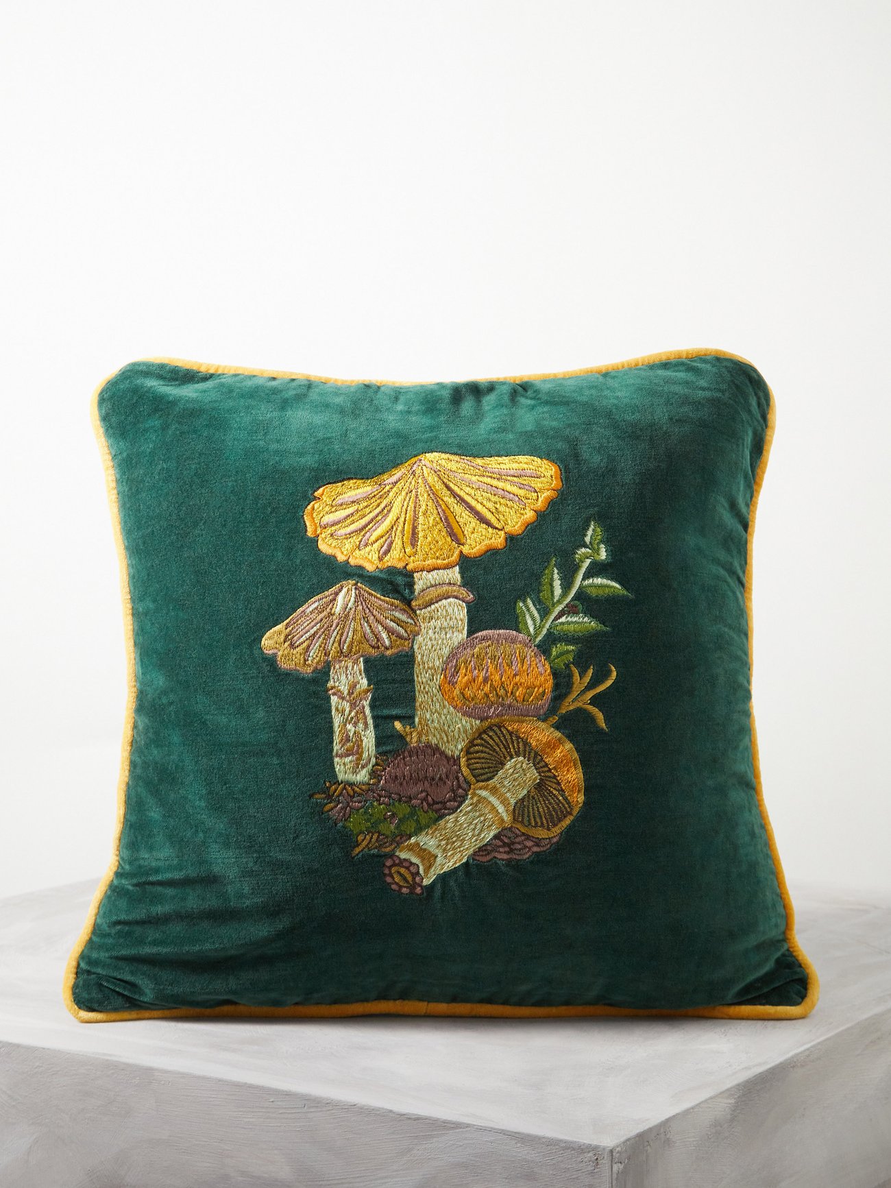 Green Mushroom-embroidered velvet cushion