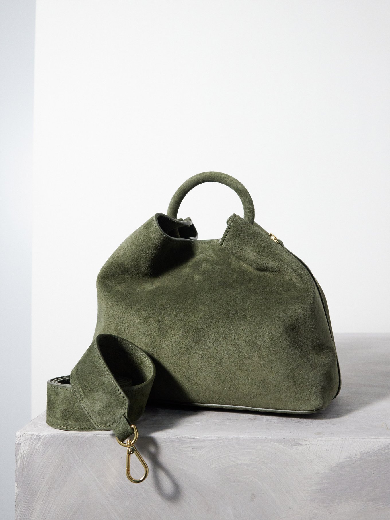 Green Raisin suede handbag, Elleme