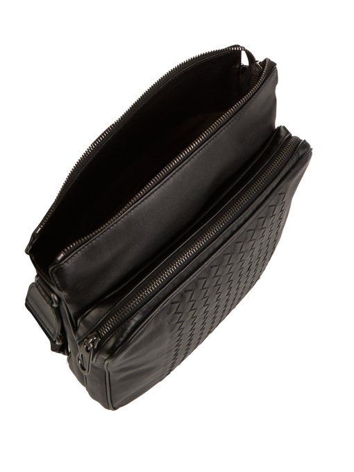 Intrecciato medium messenger bag | Bottega Veneta | MATCHESFASHION US