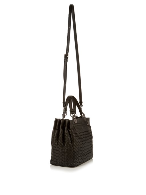 Intrecciato leather bucket bag | Bottega Veneta | MATCHESFASHION UK