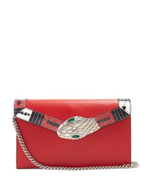 Sofia Vergara flashes $3800 'Modern' embroidered Gucci bag | Daily Mail ...
