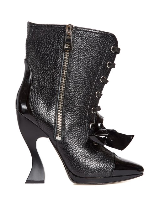 Curved-heel leather lace-up boots 