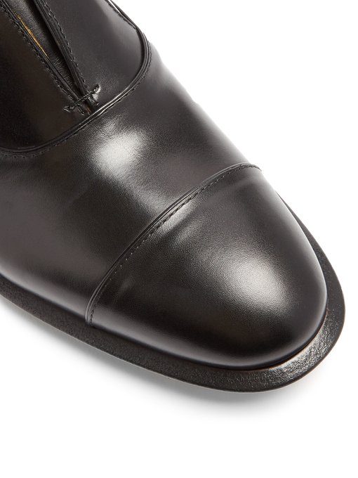 Slip-on leather derby shoes | Alexander 