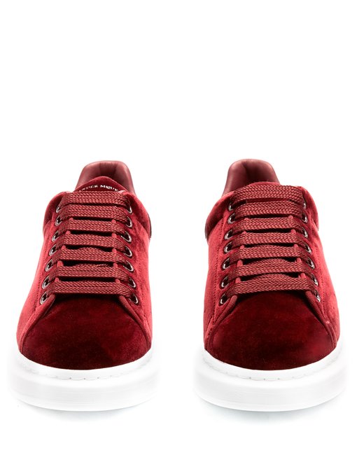 Raised-sole low-top velvet and leather 