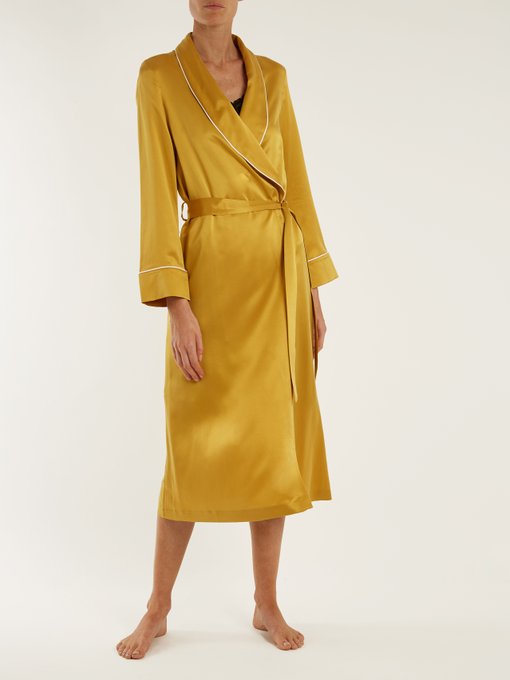 Bianca sandwashed-silk robe | MORPHO + LUNA | MATCHESFASHION US