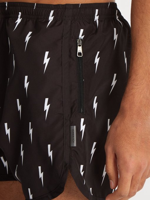 Lightning-bolt print swim shorts展示图