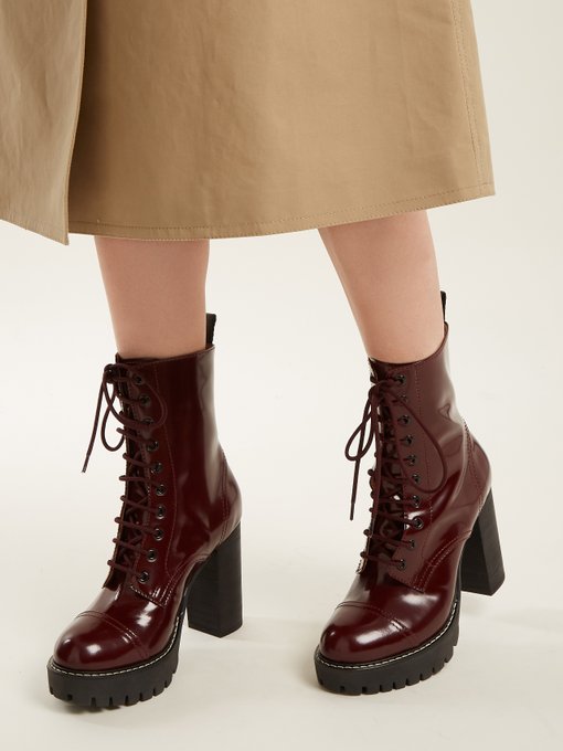 Lace-up leather boots展示图