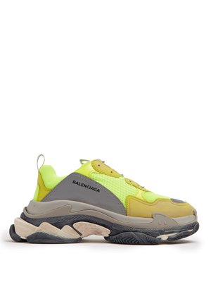 balenciaga triple s fit size