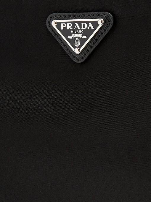Logo-plaque medium nylon pouch展示图