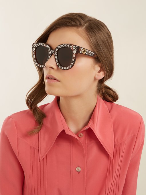 Gucci Heart-embellished cat-eye sunglasses