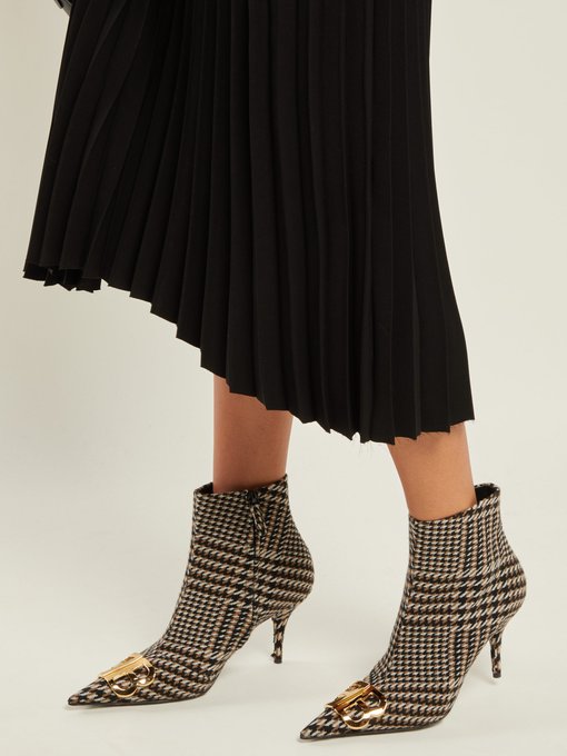 Houndstooth knife ankle boots 