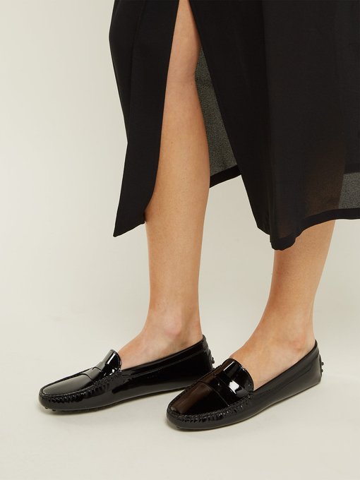 tods patent loafers