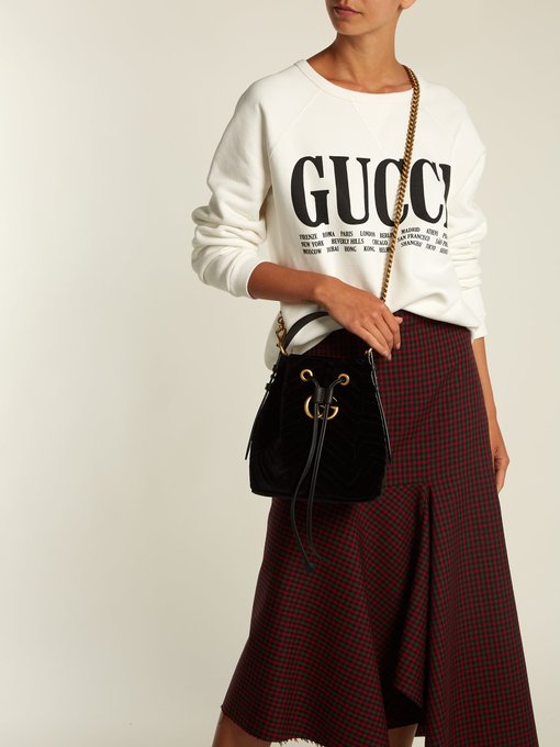 GG Marmont velvet bucket bag | Gucci 