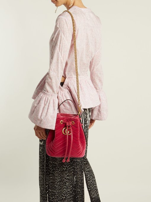 gg marmont quilted leather bucket bag