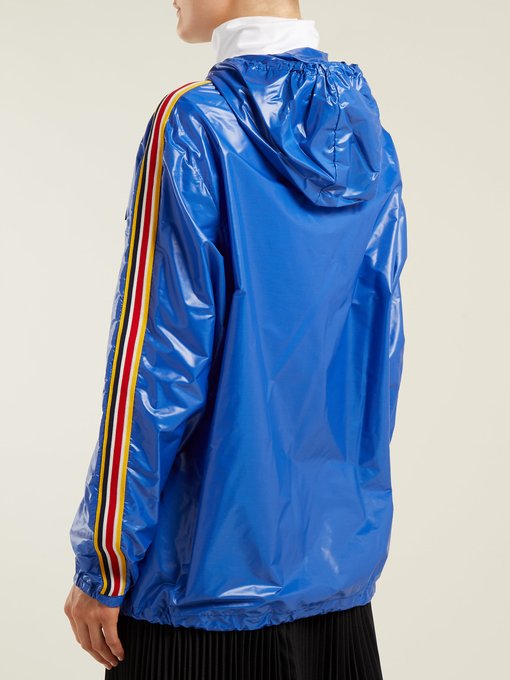 Nylon hooded windbreaker jacket展示图